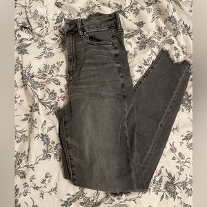 American Eagle distressed high rise jeggings
